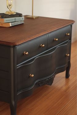 Restored Solid Tiger Oak Dresser – Dark Walnut & Charcoal
