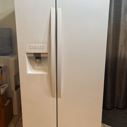 2018 Kenmore Refrigerator 