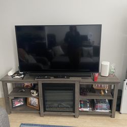 Entertainment center