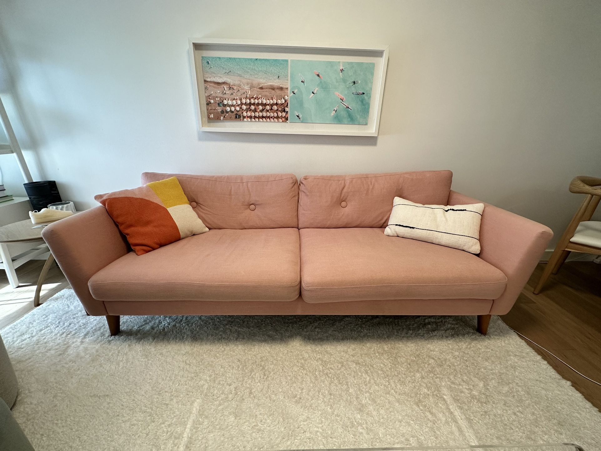 Article Emil Rose Quartz Sofa