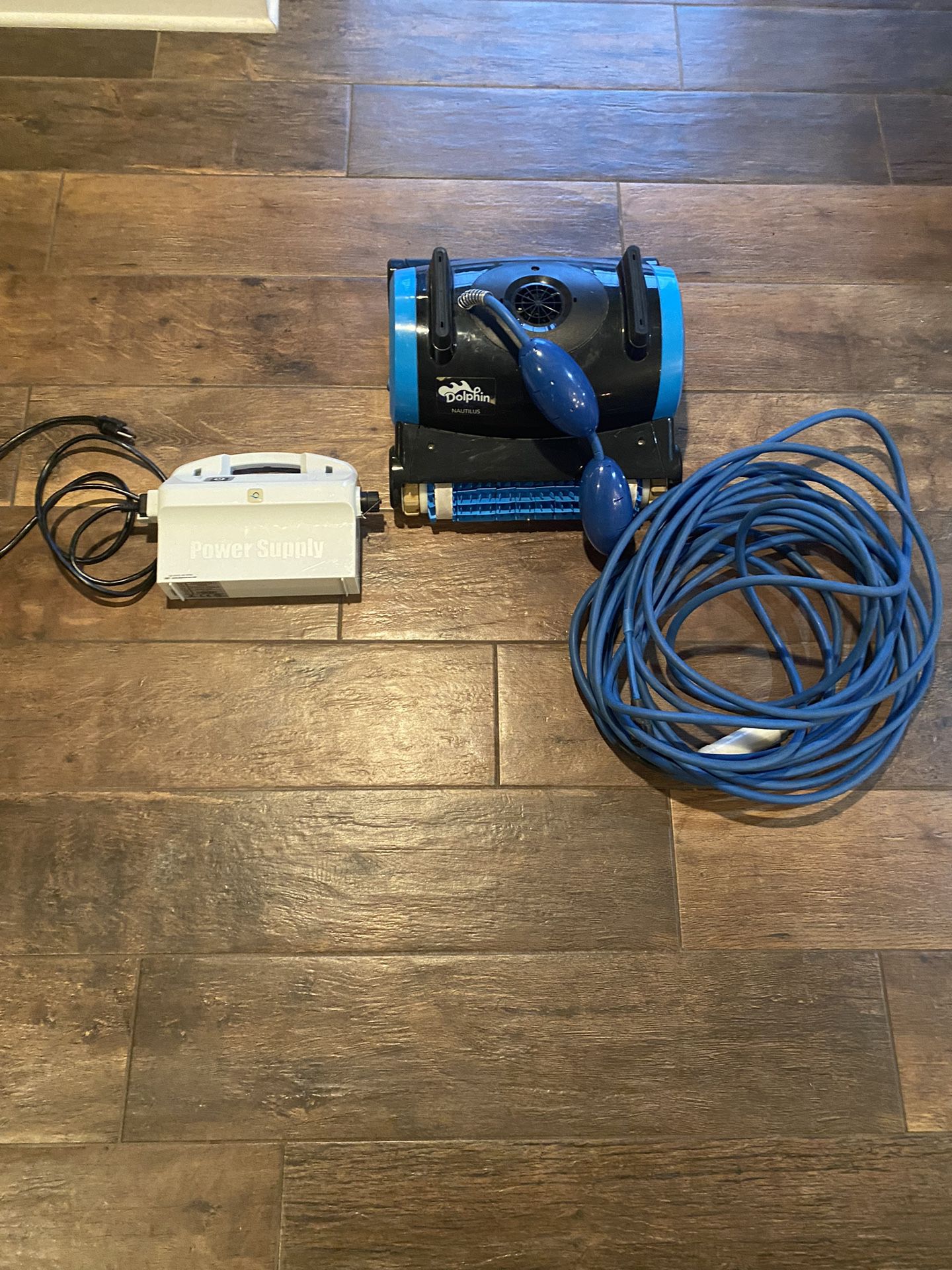 Dolphin Nautilus Maytronics Ingound Automatic Pool Cleaner - Needs New Coord
