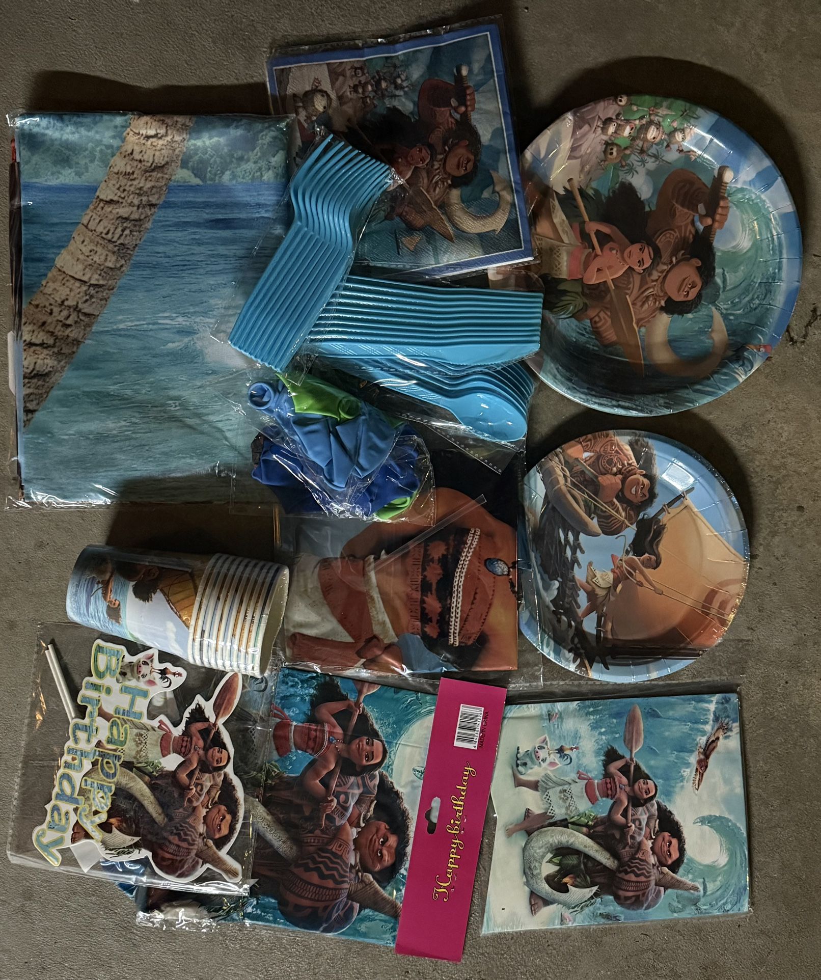 Disney’s Moana Birthday Decorations & dinosaur Birthday Decoration