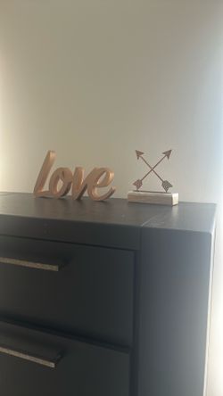 Home decor / accents