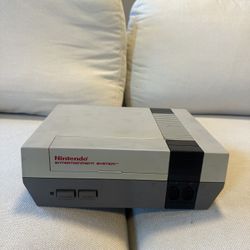 Nintendo NES Console