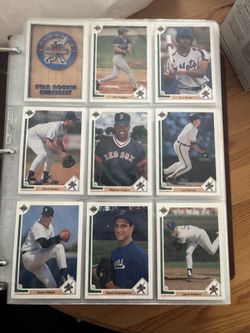 Upper Deck 1990 Baseball Cards And Booklet.