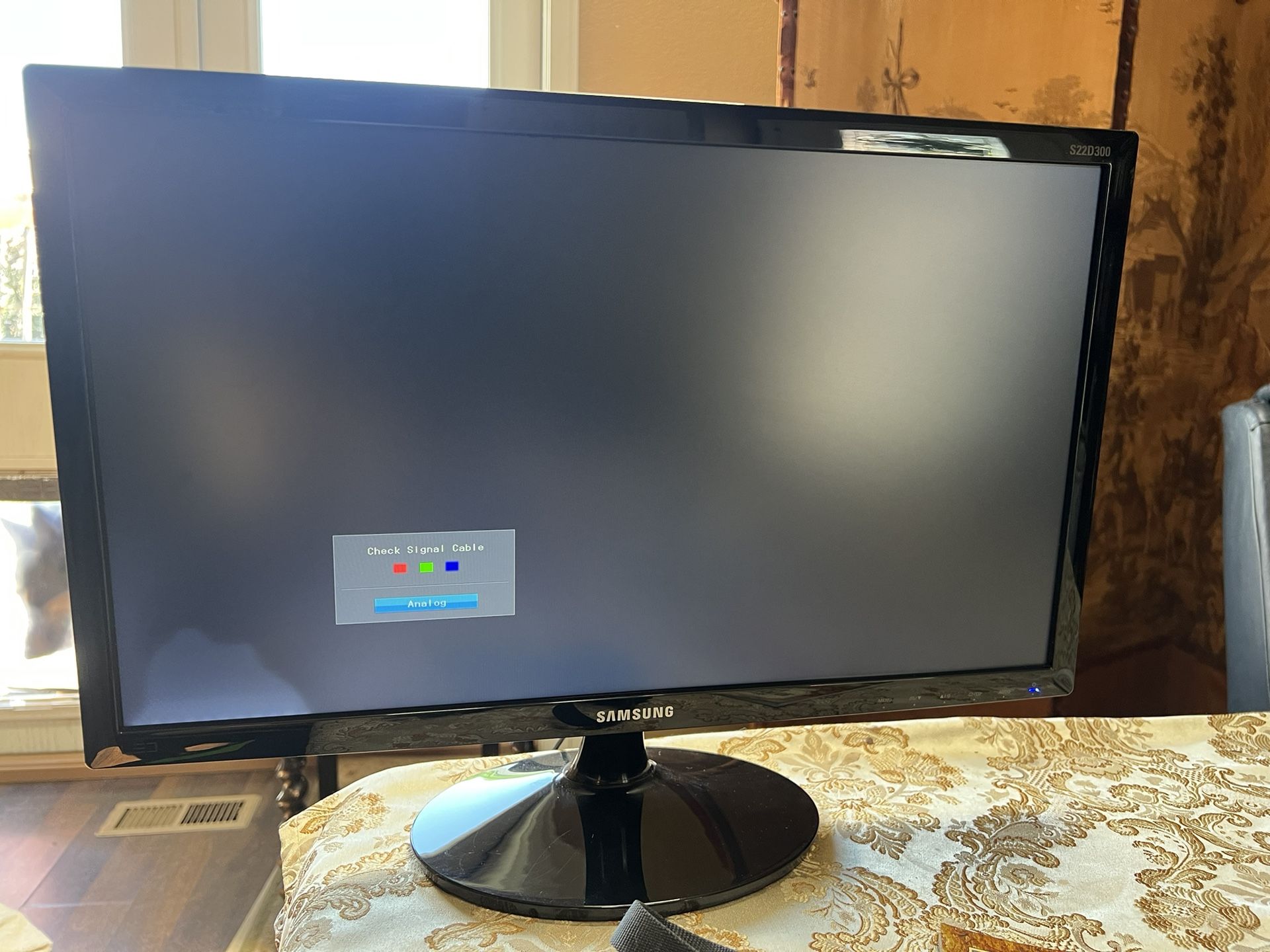 Samsung Model S22D300 Monitor 