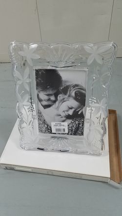Glass Garden Terrace Etched Flowers Frame 5×7 in 8x10 New in Box!