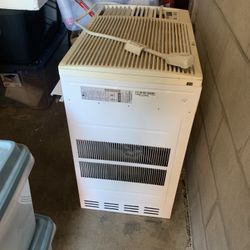 Air Conditioning Unit With Heating LG 1816HR
