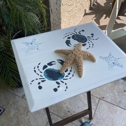 4  Tv Tray Tables With Stand 