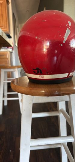 VINTAGE BELL MAGNUM III HELMET – RED – SNELL 75