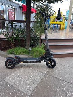Electric scooter