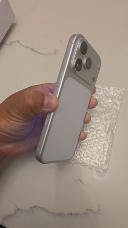 iPhone 17 pro 512g factory unlock