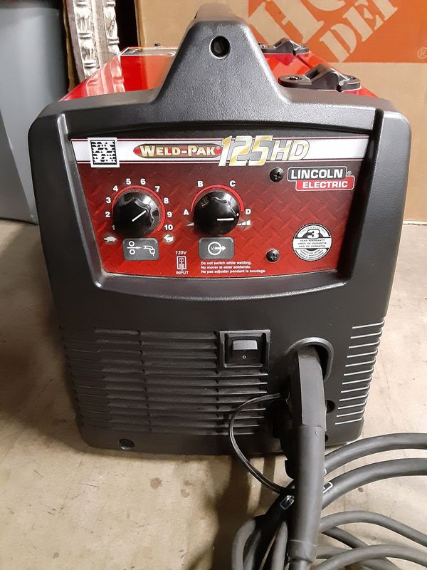 Lincoln Electric Weld Pak 125 HD WireFeed Welder for Sale in Anaheim