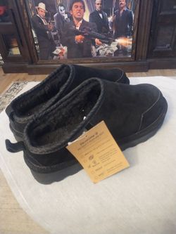 Bearpaw slides New mens size 11