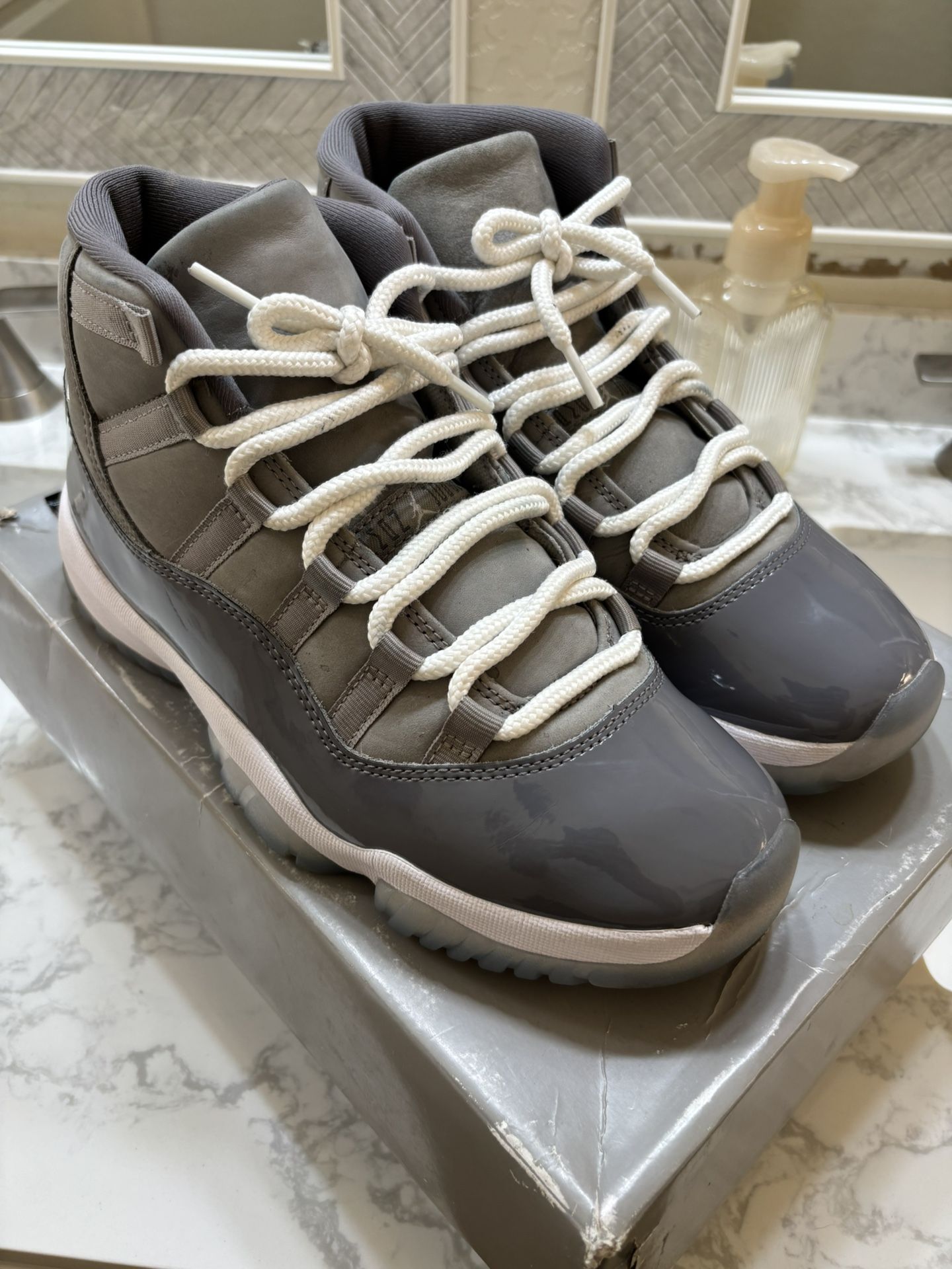 Jordan 11 Cool Grey Size 8