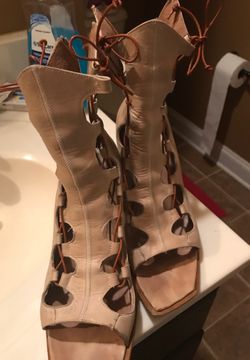 Italian high hill dress shoes. Size 10-11.