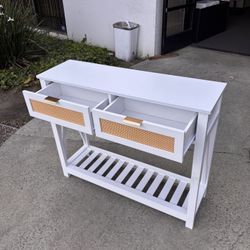 New- In Box 39.3” X 11.8” X 31.5 White Wooden Entryway Console Table