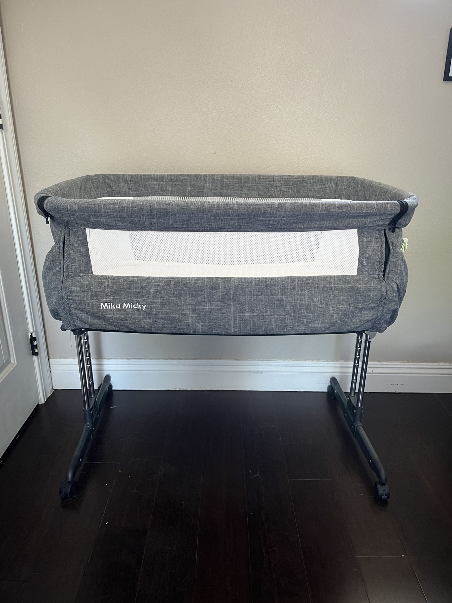 Baby Bassinet - Mika Micky