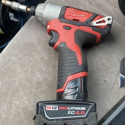 Milwaukee M12 Impact