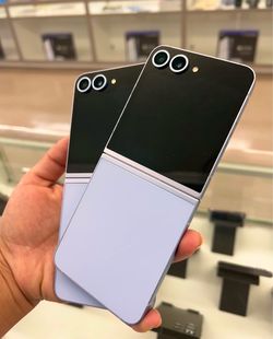 Flip 6 256gb UNLOCKED