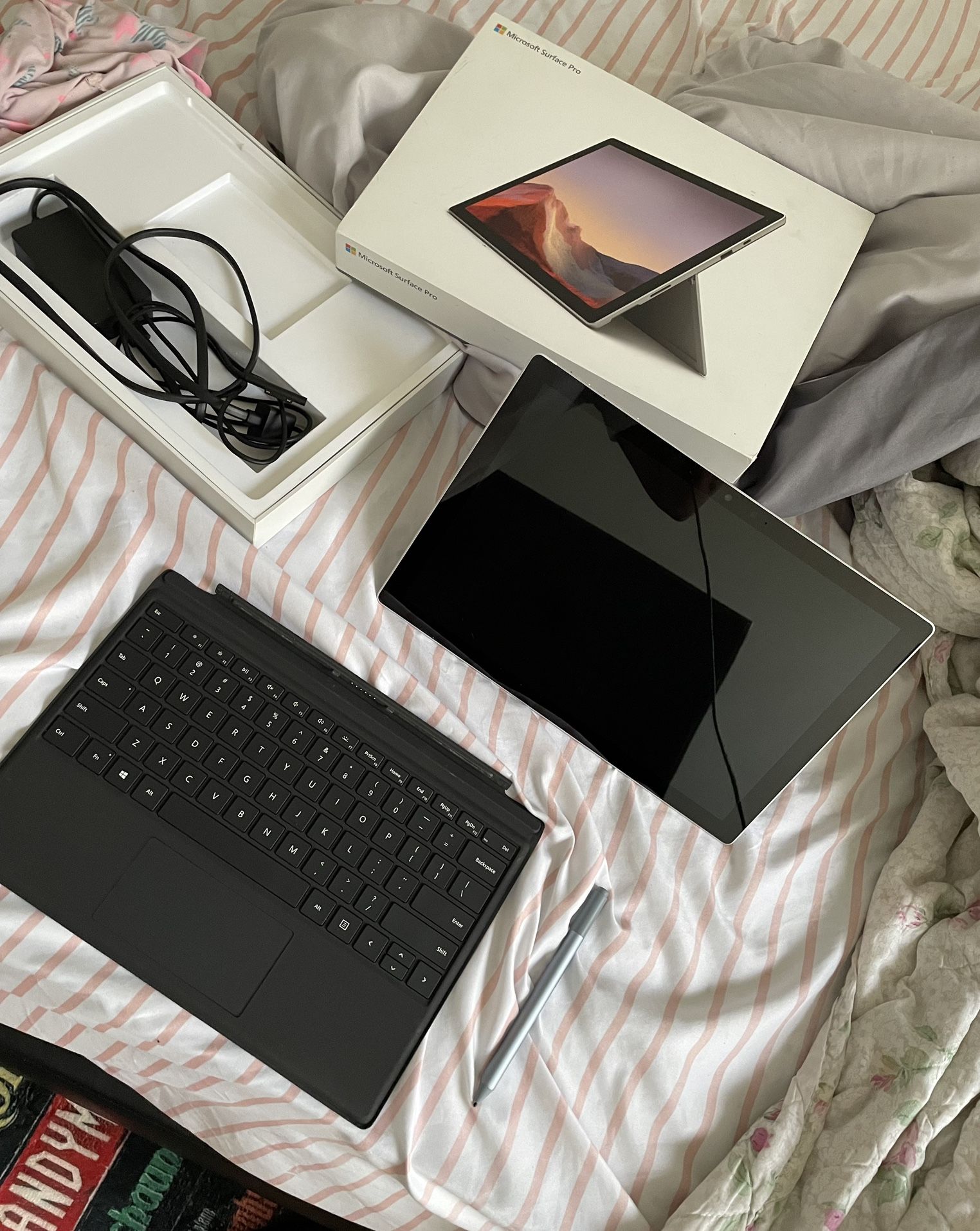 Microsoft Surface Pro 7 Tablet