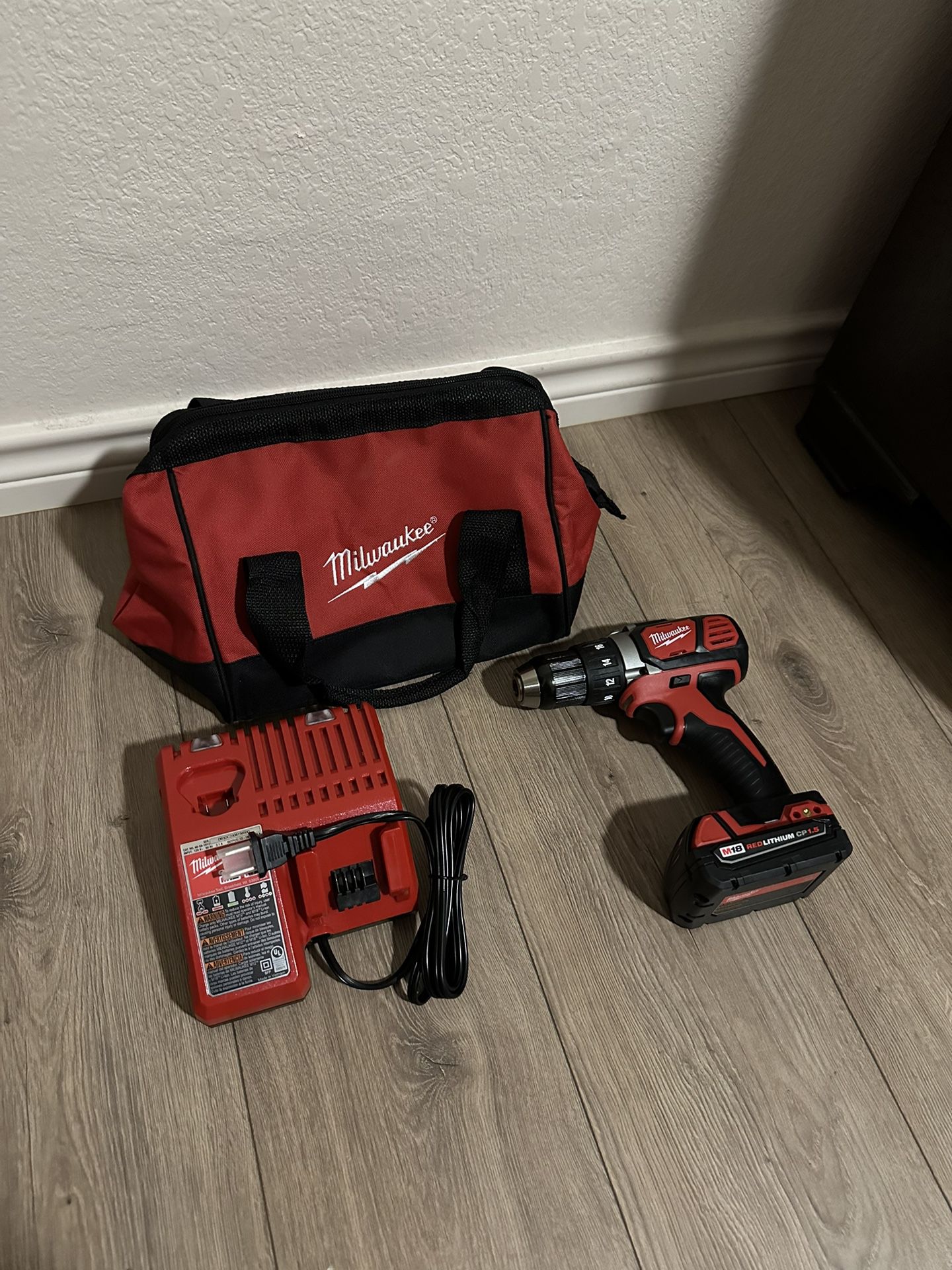 Milwaukee M18 Compact Brushless 1/2 Drill/Driver Kit