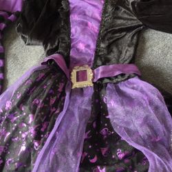 Witch  Size M Kids