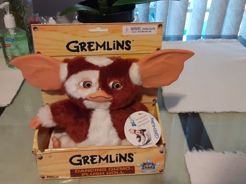 Gremlins 6" Dancing Gizmo Plush Doll