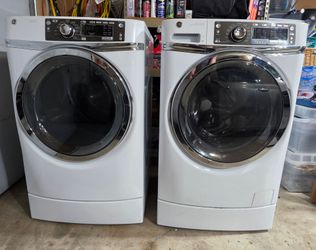 GE Washer GFWR4800F2WW and Dryer GFDR480EF1WW