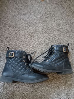 2 Pairs of Girls size 2Y Boots