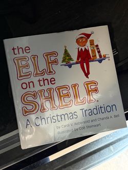 Elf on the shelf book/libro