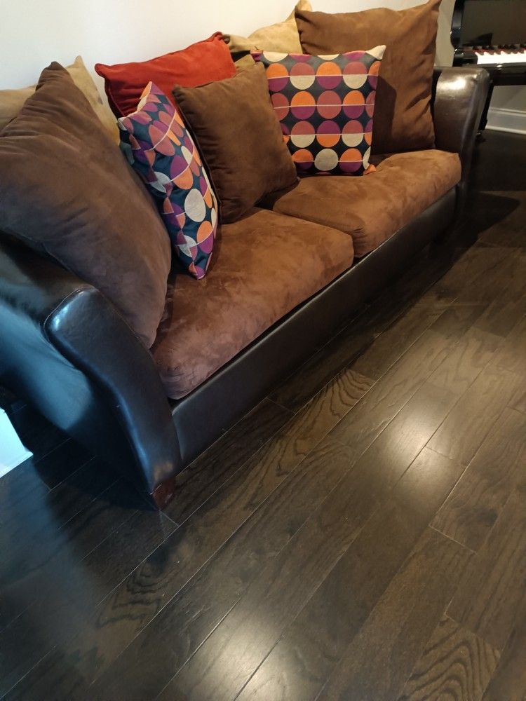 Brown Sofa/Couch & Love seat -$550 Set