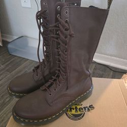 DrMartens brown Boots.