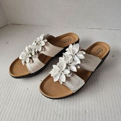Clarks Merliah Raelyn Woman's Wedges Size 9 Excellent Pre-Owned Condition