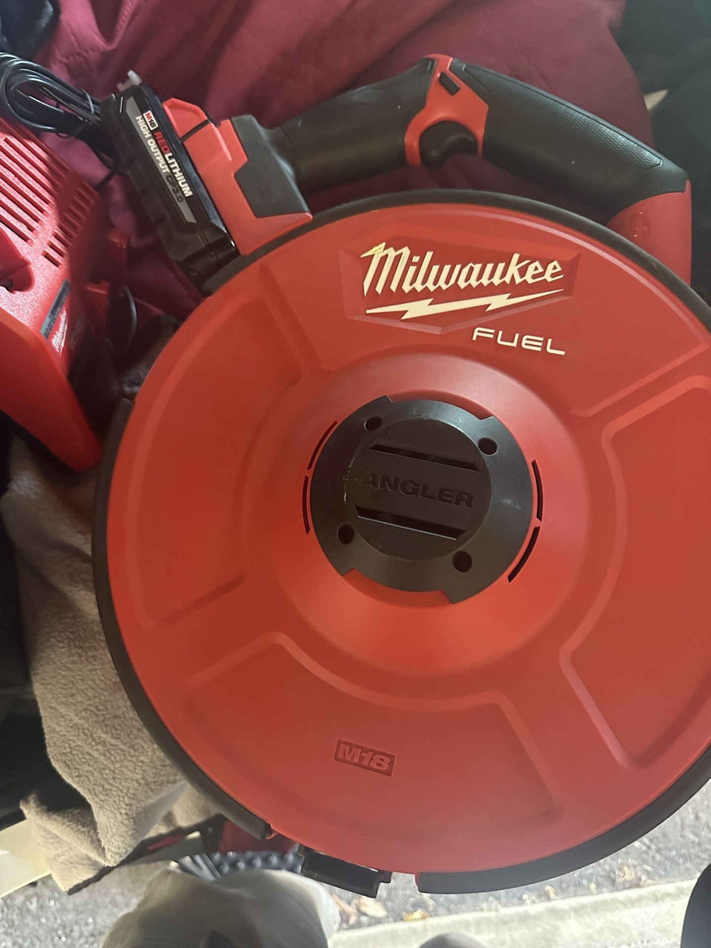 Milwaukee M18 FUEL 18V Lithium-Ion Cordless Angler 100 Foot Polyester w/ Pulling  Fish Tape Powered Base Kit w/ CP 3.0 and Charger $399 for Sale in Los  Angeles, CA OfferUp
