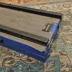 Collapsible dog crate Size In Description 