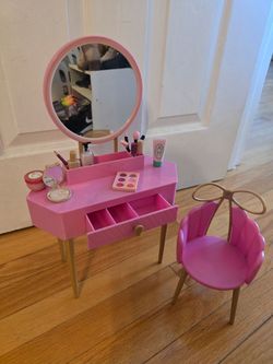 Target "our generation" doll vanity table ( for 18 inch doll)