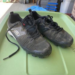 Size 2 Kids Baseball Cleats