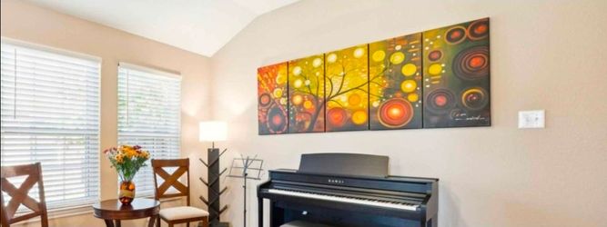 Canvas wall artwork 4 panels. Each panel is 16"x32". Pick up in Wylie by Kroger.