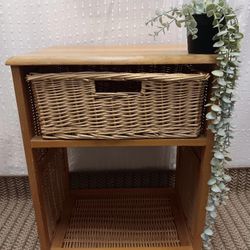 Rattan Basket Wood Sidetable For Sale 