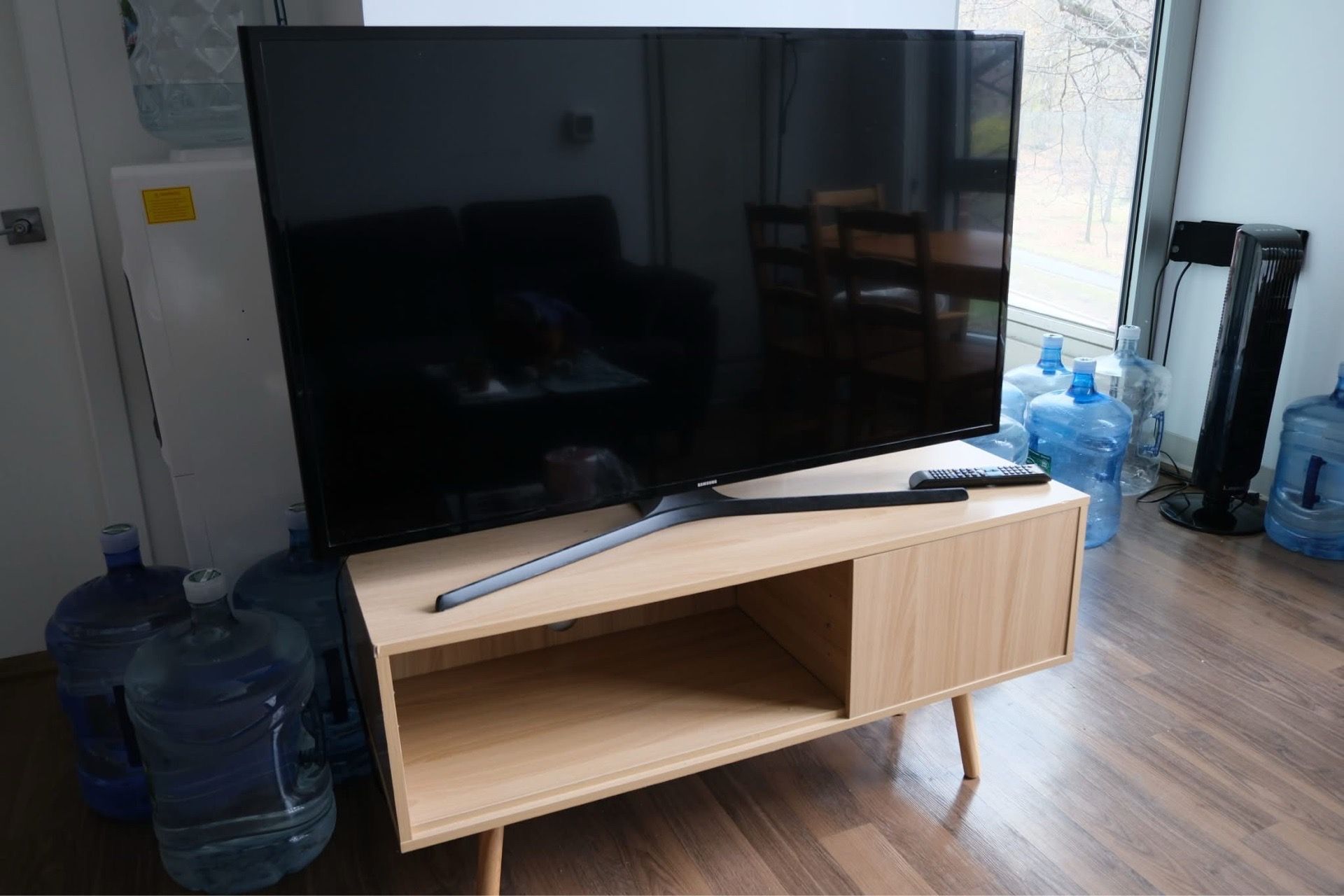 48” Samsung TV