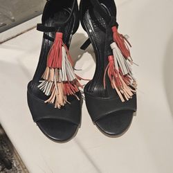 Cute Fringe Sandals Women Size 6