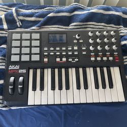 Akai MPK 25 Controller Keyboard
