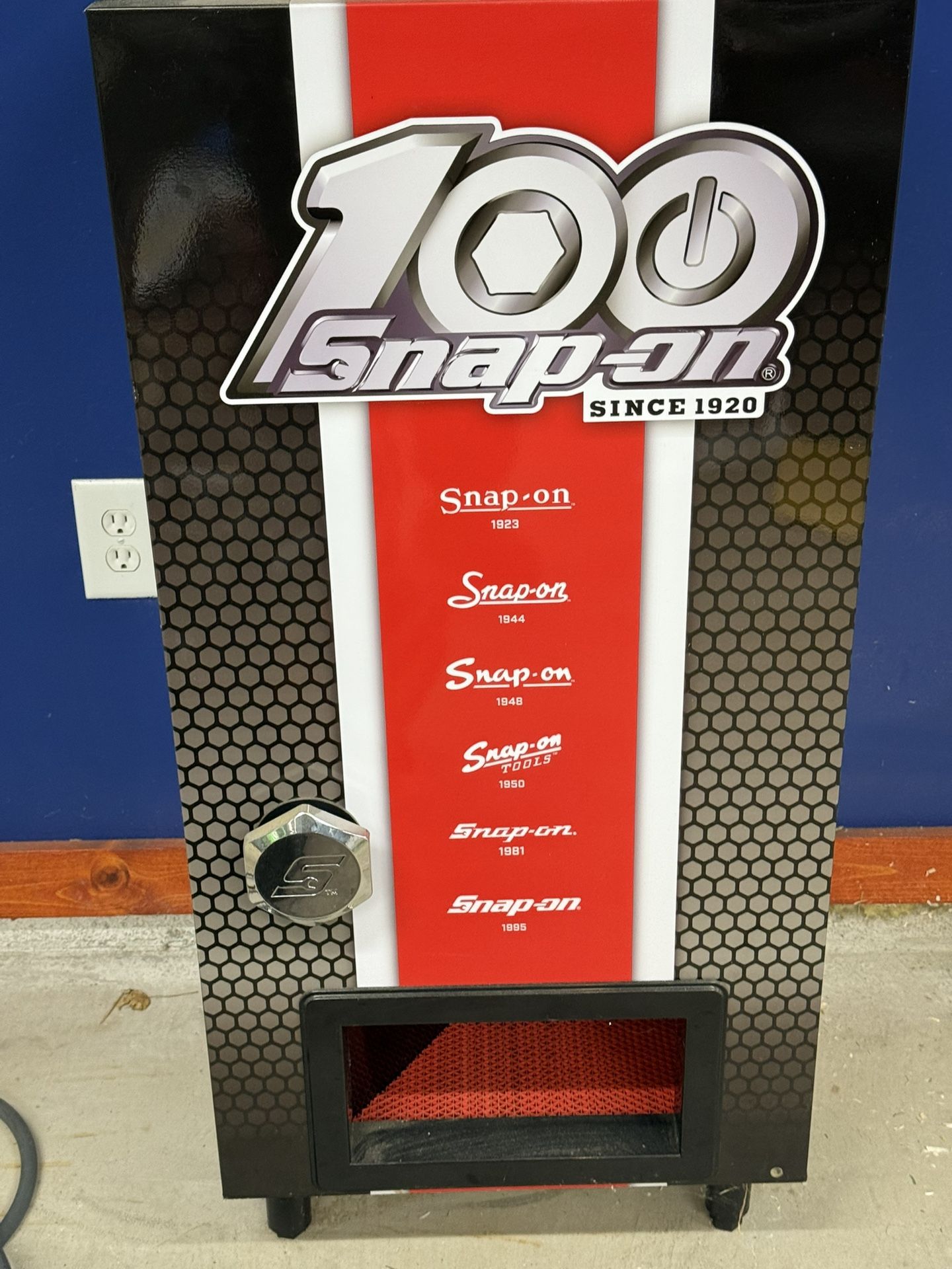 Rare Snap On Can Dispenser Fridge
