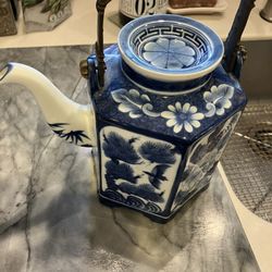 Blue & White Hand-Painted Porcelain Teapot – Thailand – With Lid