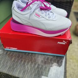 PUMA’s Women Size 8 Hot pink & White $15