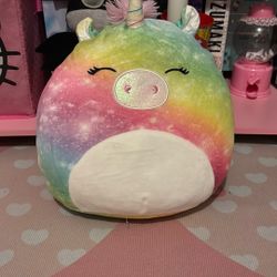 Unicorn Rainbow Sparkle Squishmallow