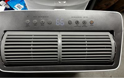 Toshiba 14,000 BTU Inverter Dual-Hose Portable AC with Heat – Excellent Condition