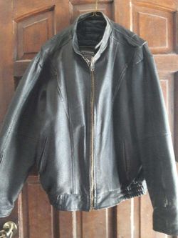 Mens riding leather jacket.