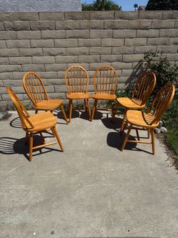 Set of 6 chairs